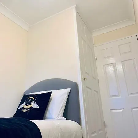 Homely Detached 3 Bedroom House Near Sheffield Rotherham Exterior photo