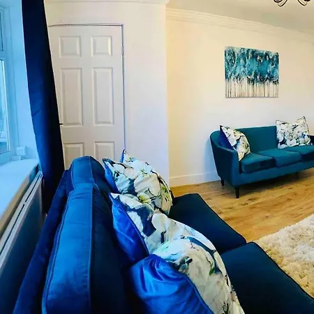 Homely Detached 3 Bedroom House Near Sheffield Rotherham Exterior photo