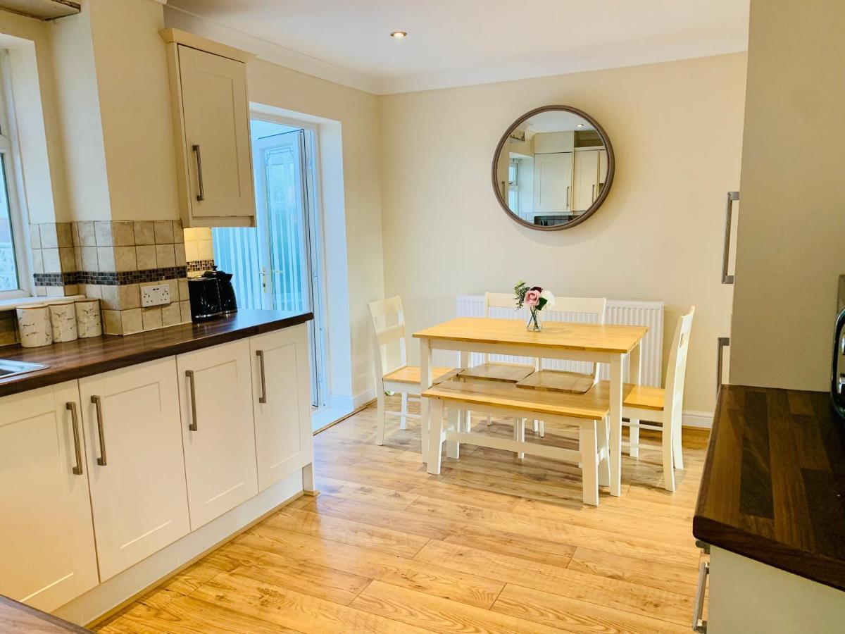 Holiday home Homely Detached 3 Bedroom House Near Sheffield