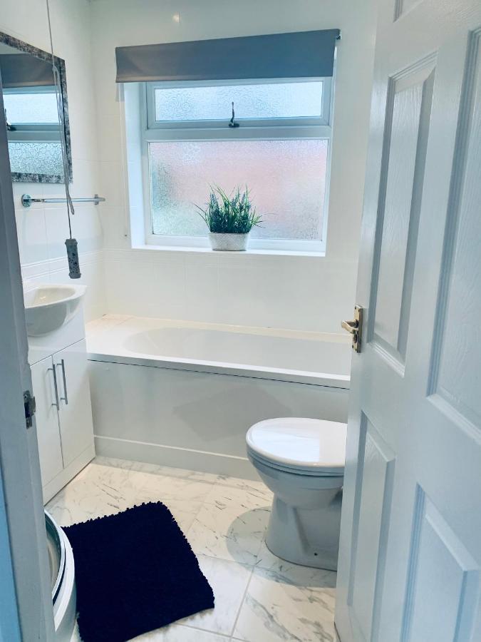 Holiday home Homely Detached 3 Bedroom House Near Sheffield