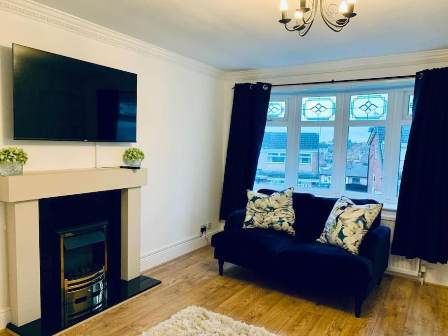 Homely Detached 3 Bedroom House Near Sheffield Rotherham